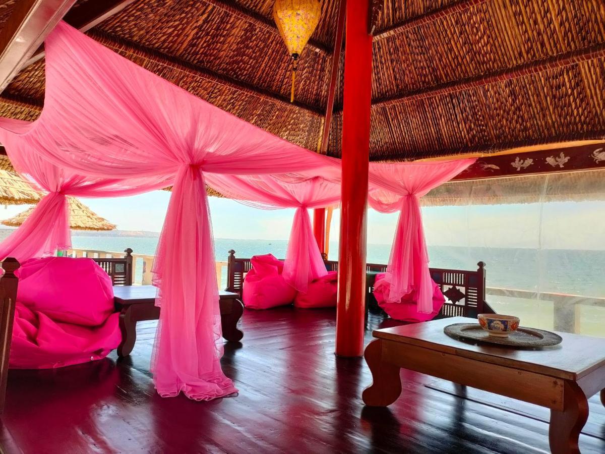Full Moon Beach Resort Mui Ne Exterior photo