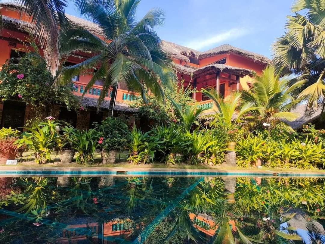 Full Moon Beach Resort Mui Ne Exterior photo